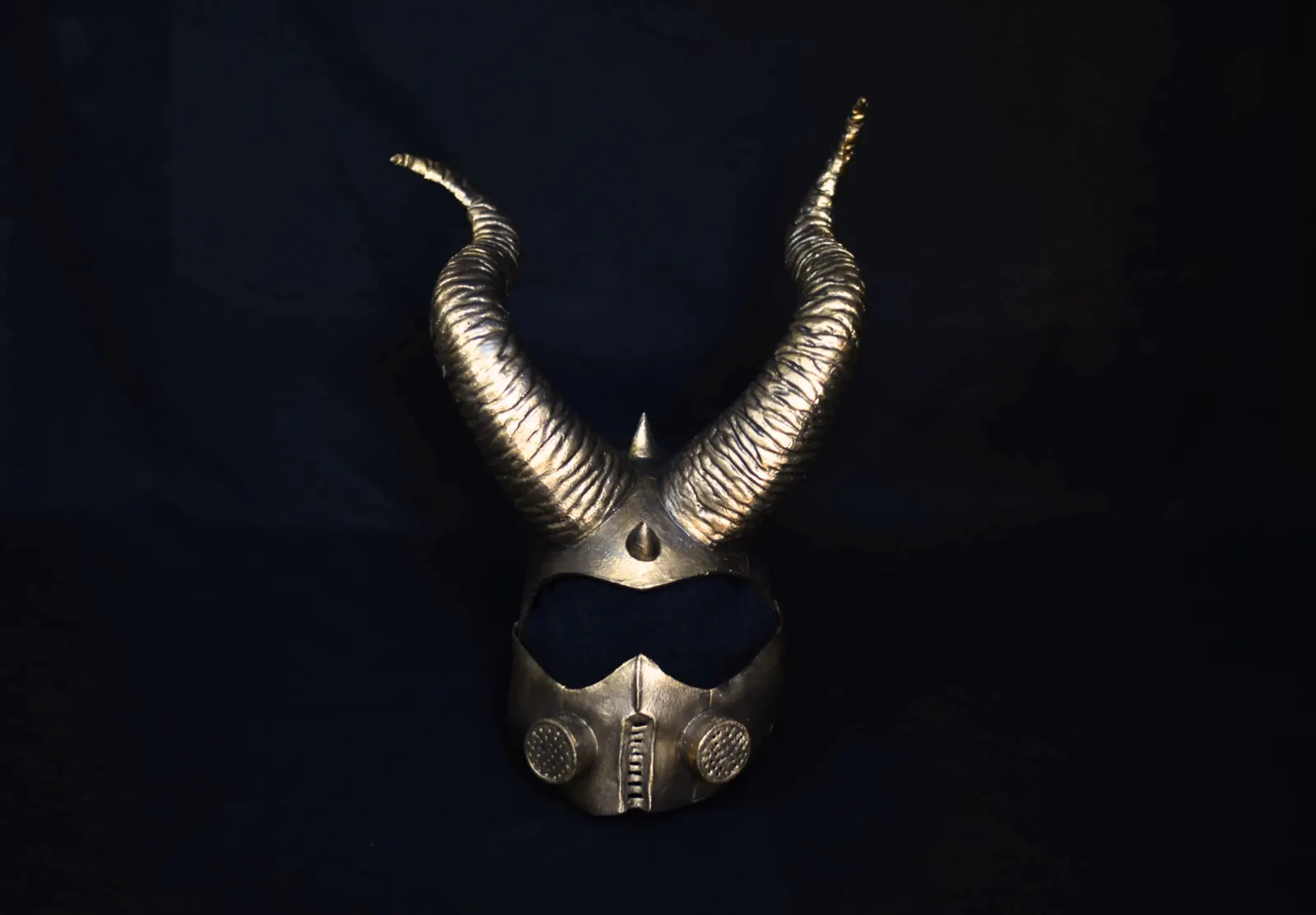 Casque à corne en plastazote